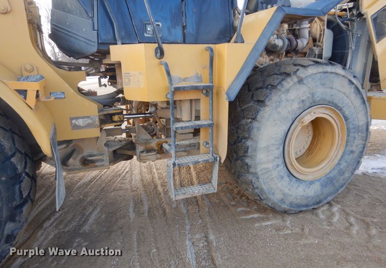 image for item HS9957 2004 Caterpillar 966G Series II  wheel loader