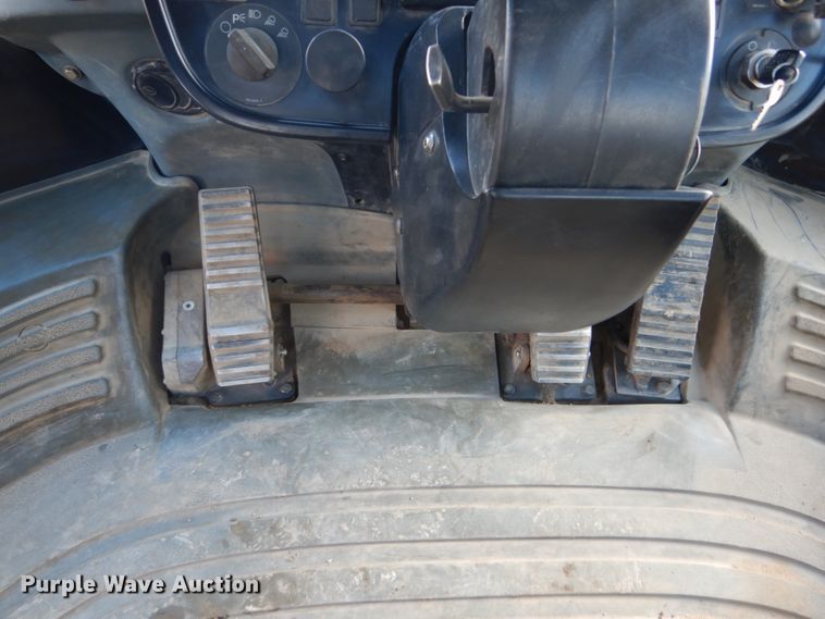 image for item HS9957 2004 Caterpillar 966G Series II  wheel loader