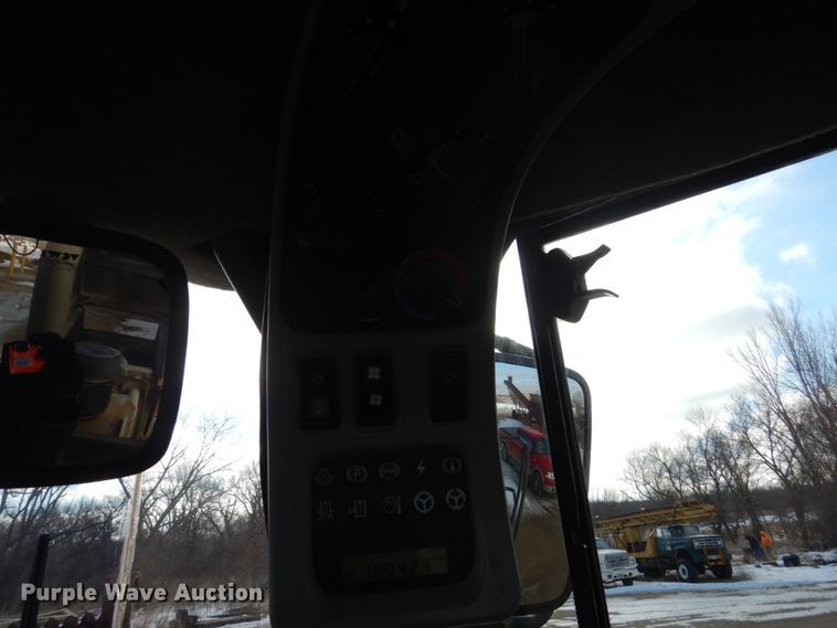 image for item HS9957 2004 Caterpillar 966G Series II  wheel loader