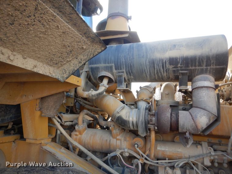 image for item HS9957 2004 Caterpillar 966G Series II  wheel loader