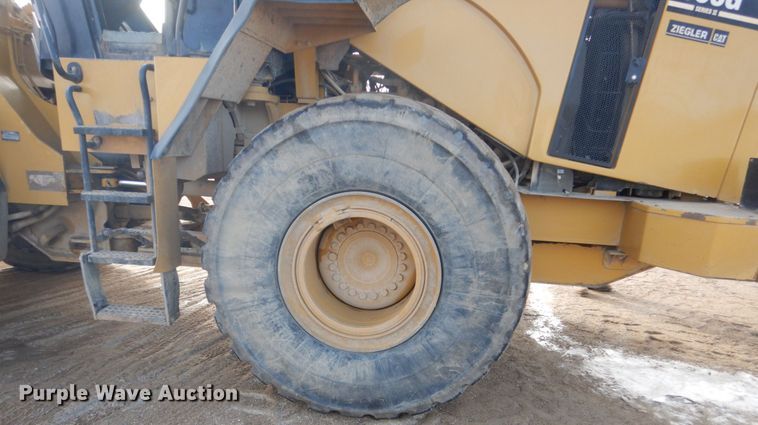 image for item HS9957 2004 Caterpillar 966G Series II  wheel loader