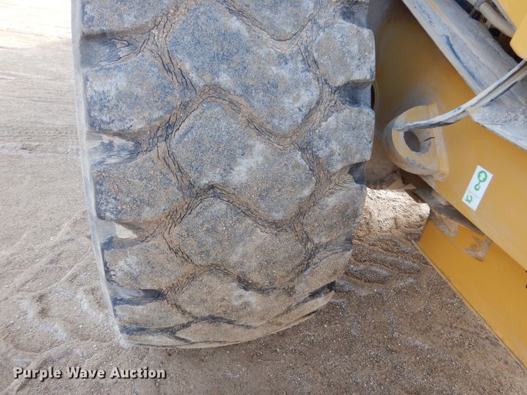 image for item HS9957 2004 Caterpillar 966G Series II  wheel loader