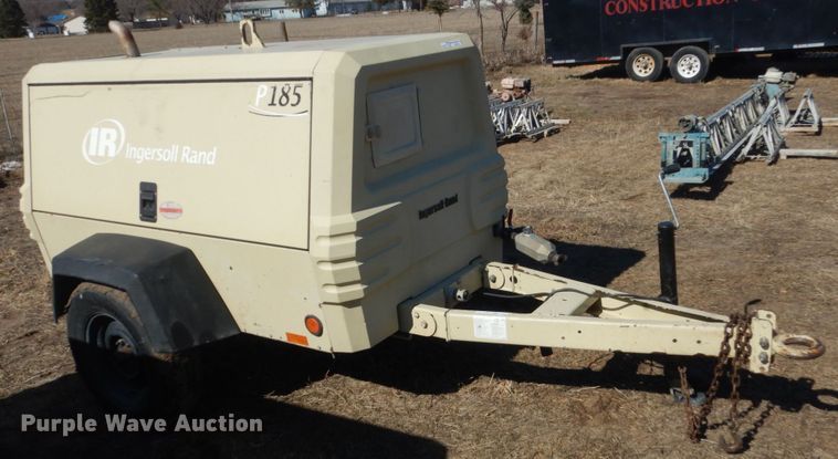 image for item HS9961 2007 Ingersoll Rand P185  air compressor