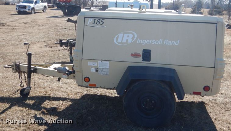 image for item HS9961 2007 Ingersoll Rand P185  air compressor