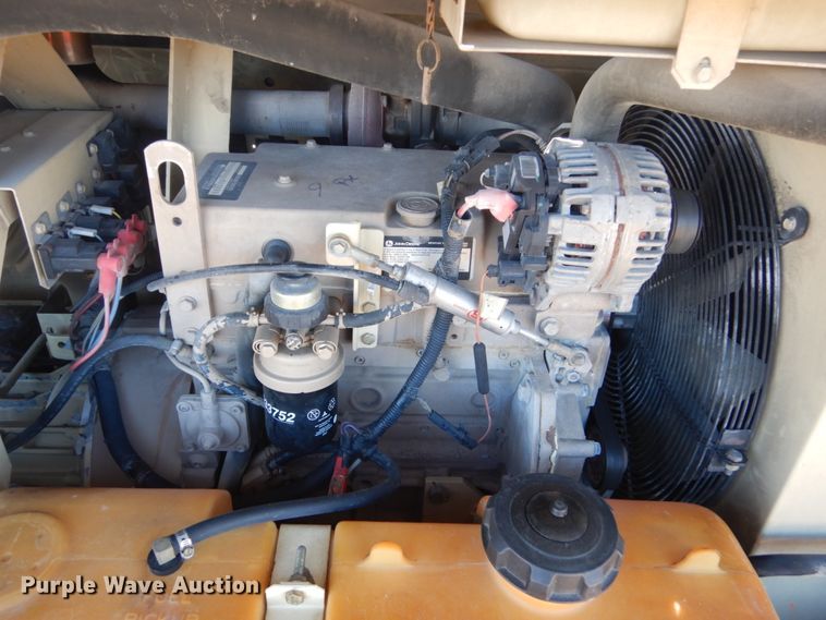 image for item HS9961 2007 Ingersoll Rand P185  air compressor