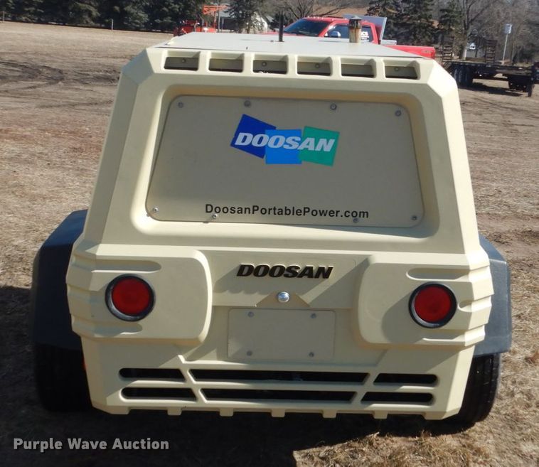 image for item HS9962 2016 Doosan P185  air compressor