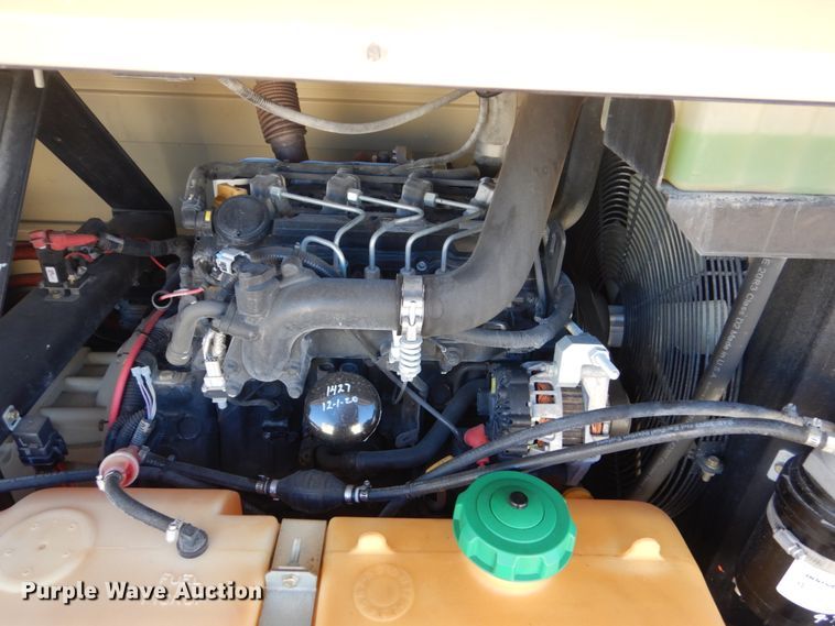 image for item HS9962 2016 Doosan P185  air compressor