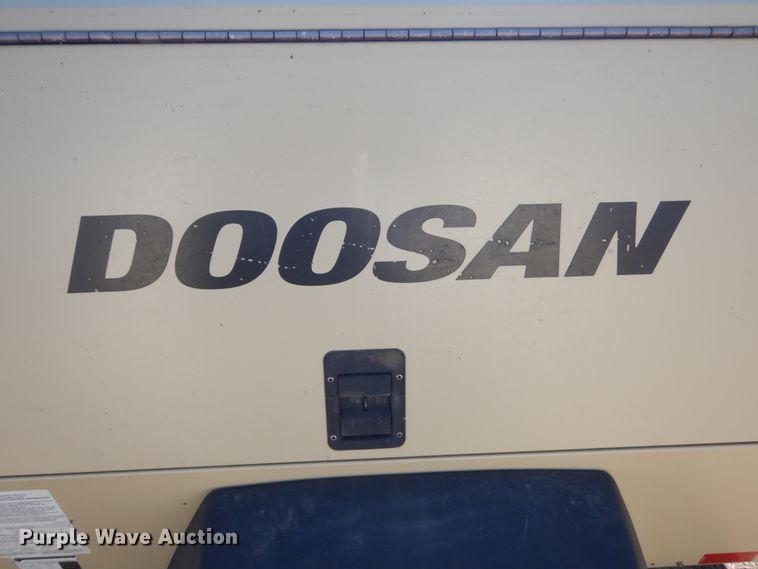image for item HS9962 2016 Doosan P185  air compressor