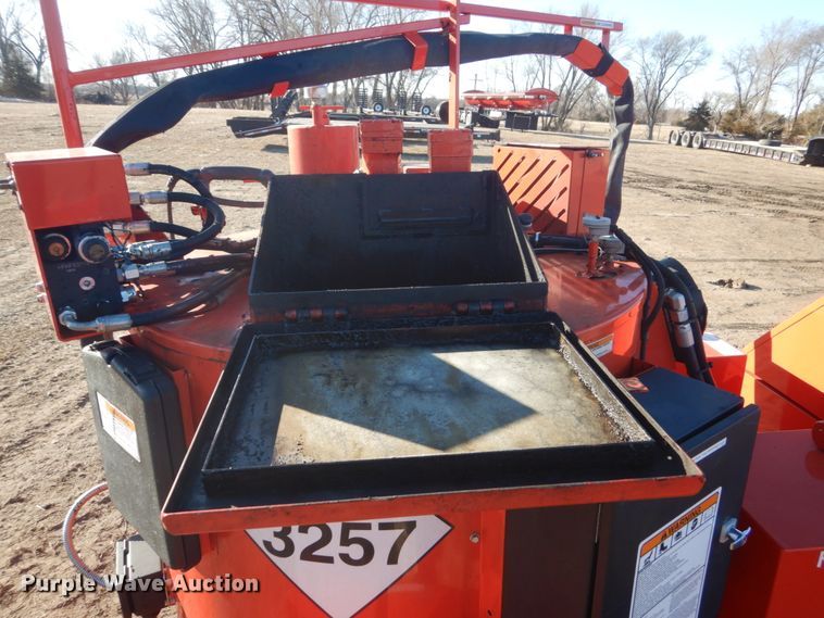 image for item HS9963 2019 Crafco SS125D melter applicator