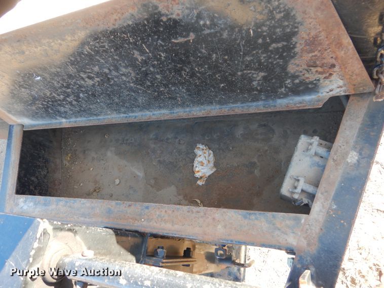 image for item HS9967 2004 Felling equipment trailer