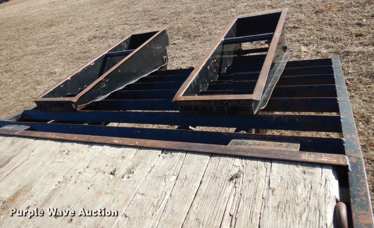 image for item HS9967 2004 Felling equipment trailer