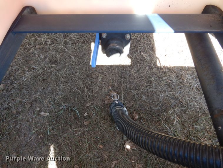 image for item HS9969 Nurse tank trailer