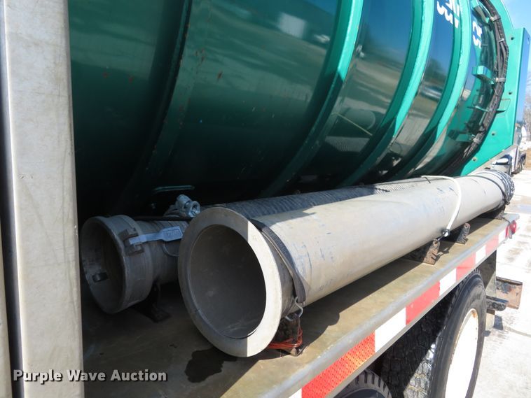 image for item HV9631 2006 International 7600  hydrovac truck