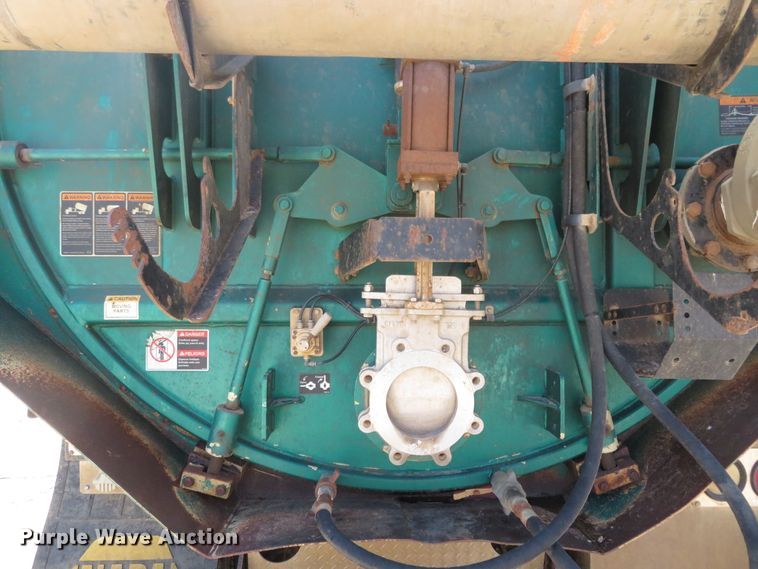 image for item HV9631 2006 International 7600  hydrovac truck