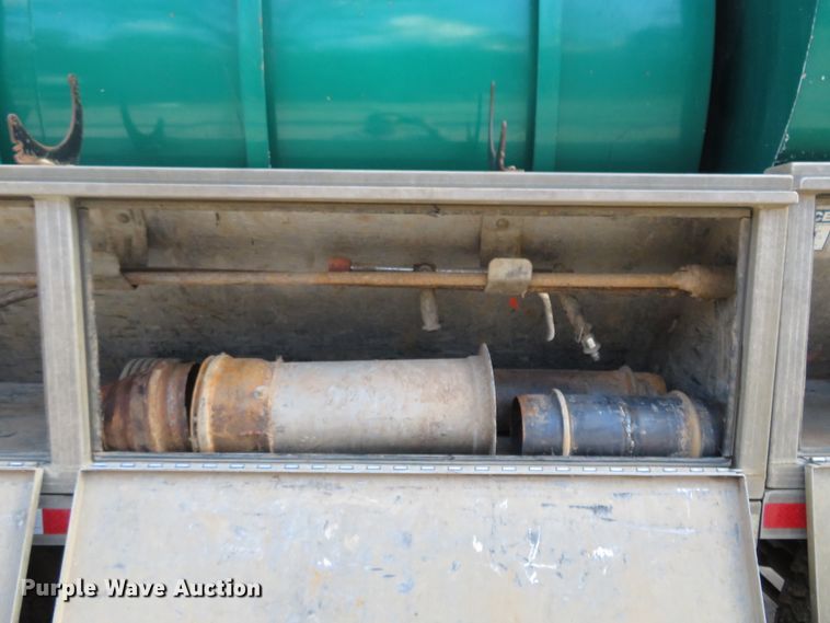 image for item HV9631 2006 International 7600  hydrovac truck