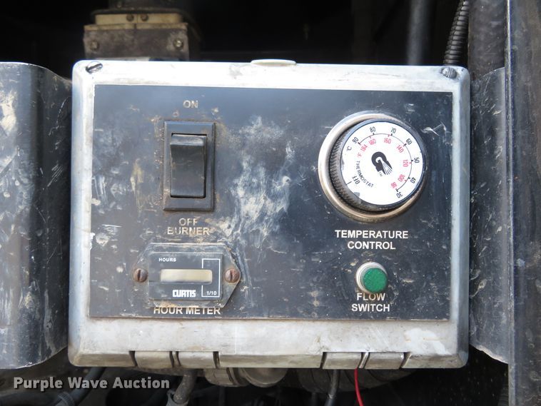 image for item HV9631 2006 International 7600  hydrovac truck