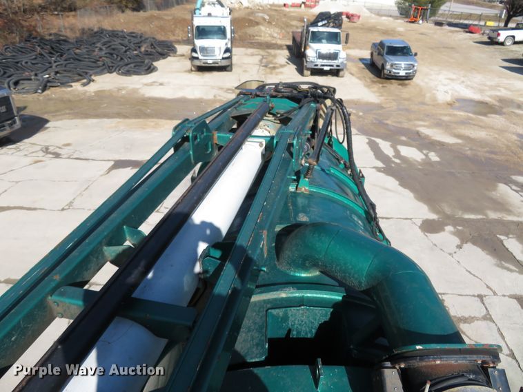 image for item HV9631 2006 International 7600  hydrovac truck