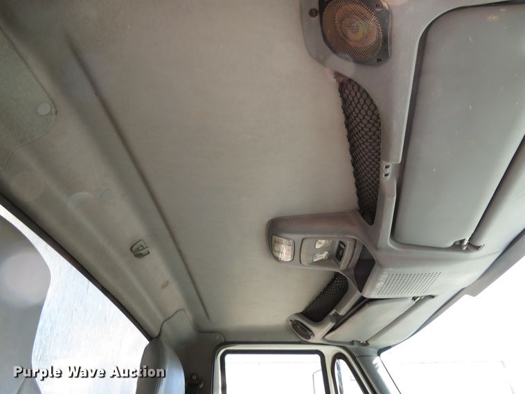 image for item HV9631 2006 International 7600  hydrovac truck