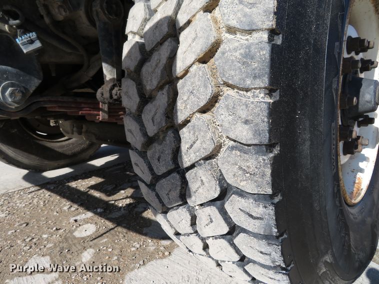 image for item HV9631 2006 International 7600  hydrovac truck