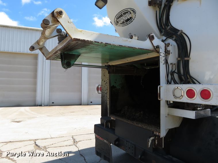 image for item HV9632 2009 Freightliner Business Class M2  hydrovac truck