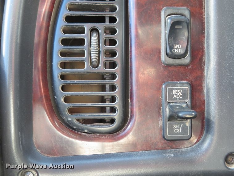 image for item HV9632 2009 Freightliner Business Class M2  hydrovac truck