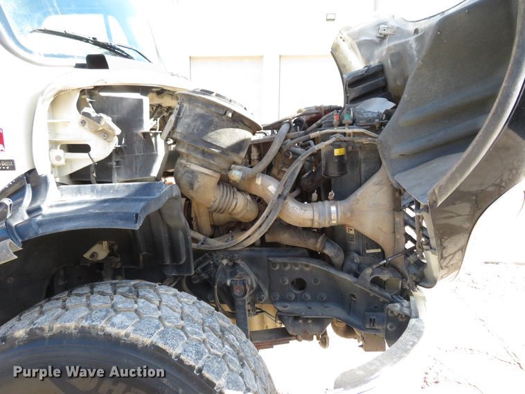 image for item HV9632 2009 Freightliner Business Class M2  hydrovac truck