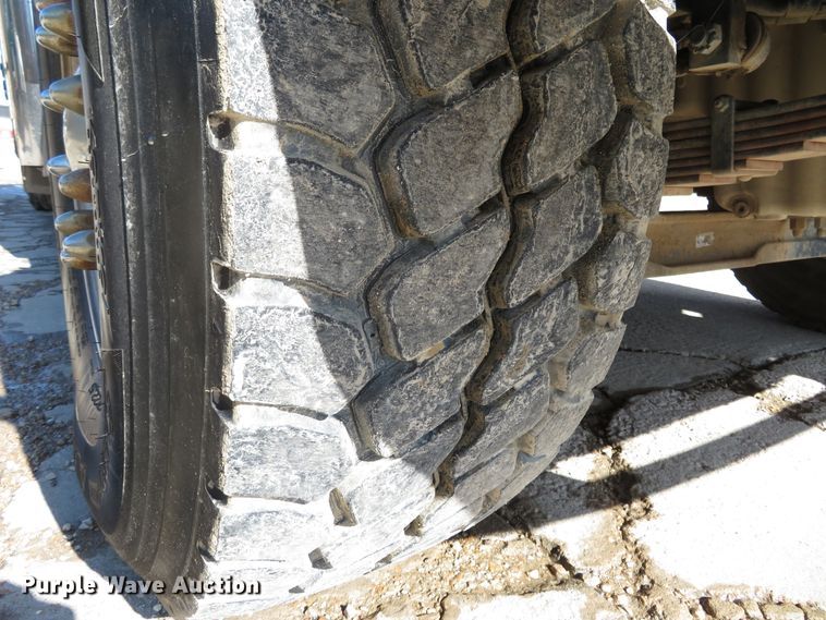 image for item HV9632 2009 Freightliner Business Class M2  hydrovac truck