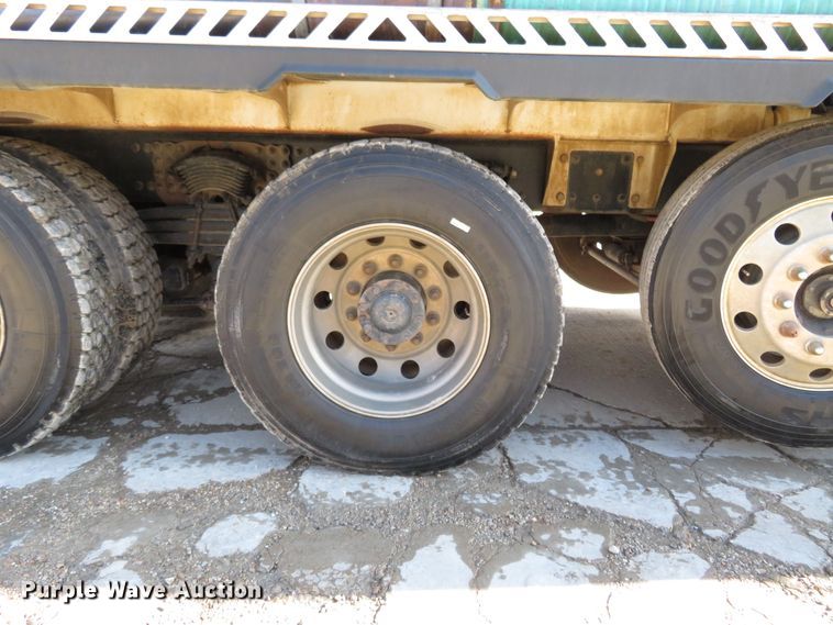 image for item HV9632 2009 Freightliner Business Class M2  hydrovac truck