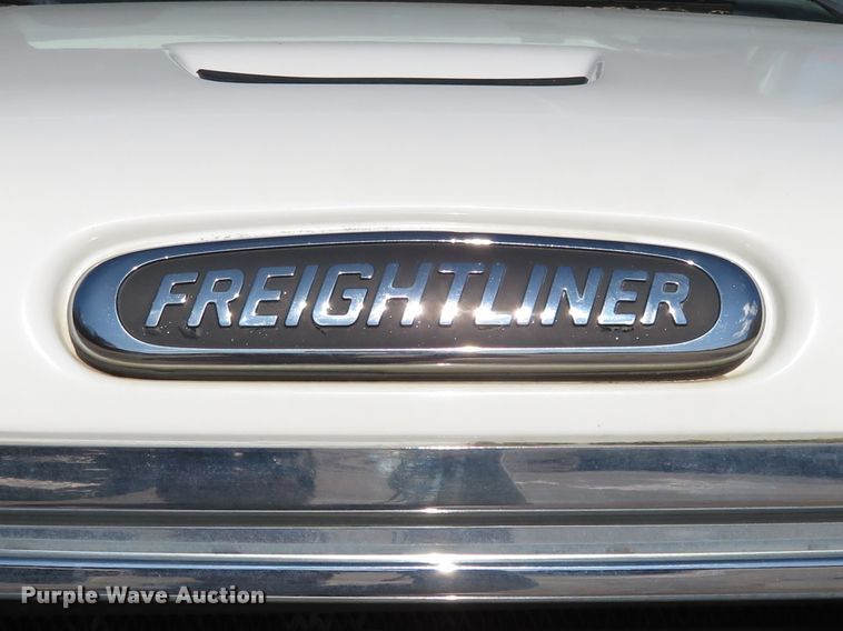 image for item HV9632 2009 Freightliner Business Class M2  hydrovac truck