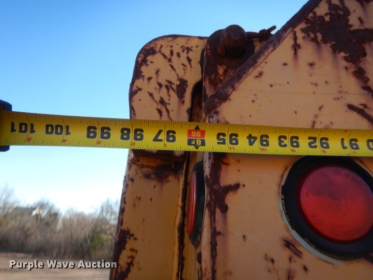 image for item HW9245 1990 Ford F700  dump truck