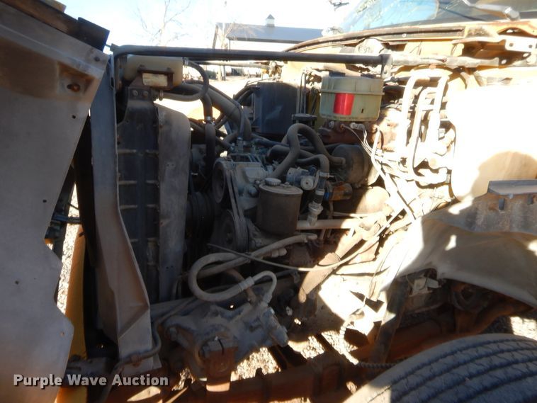 image for item HW9245 1990 Ford F700  dump truck
