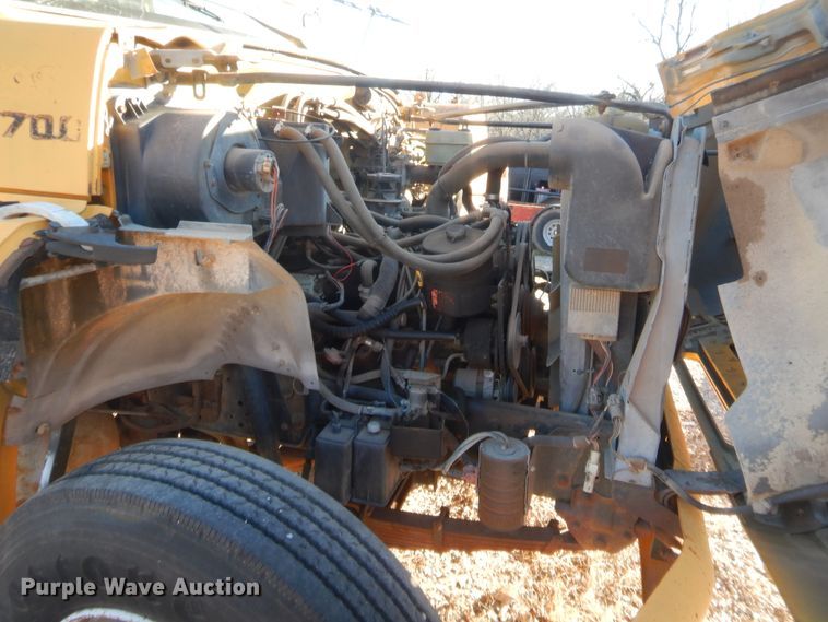 image for item HW9245 1990 Ford F700  dump truck