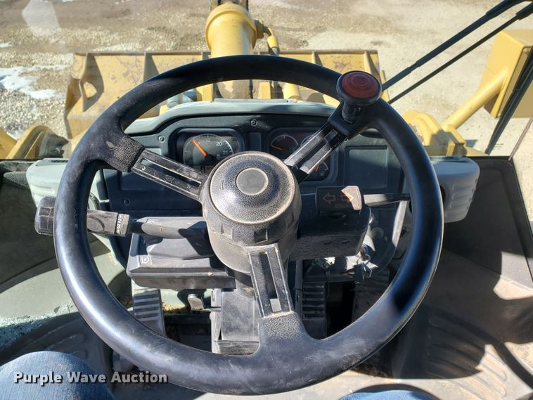 image for item HW9741 2007 Caterpillar 966H  wheel loader