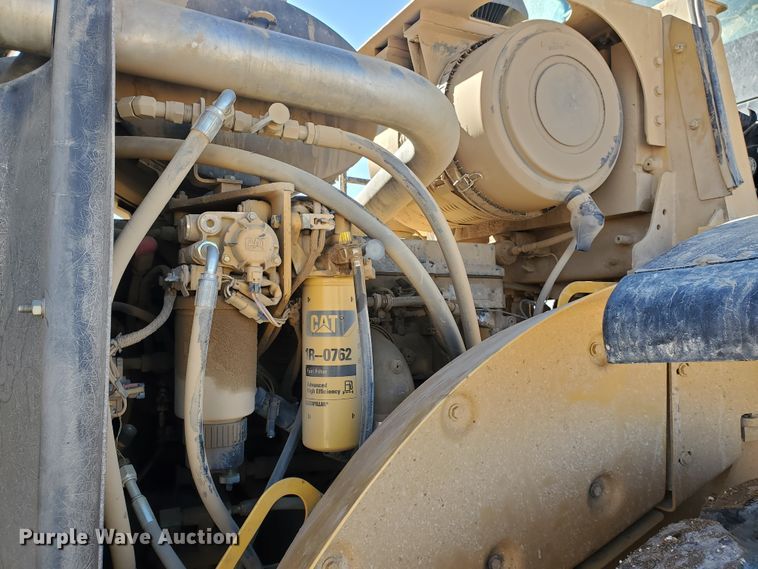 image for item HW9741 2007 Caterpillar 966H  wheel loader