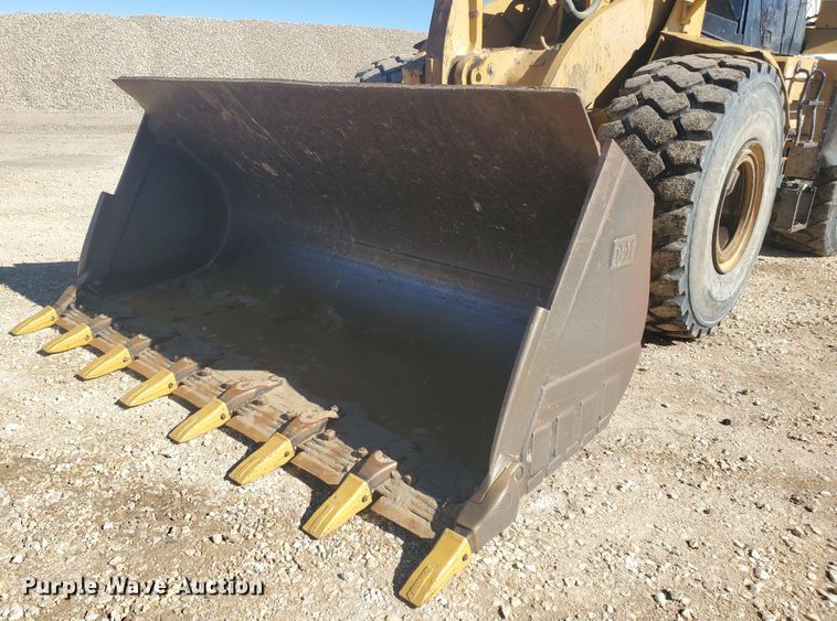 image for item HW9741 2007 Caterpillar 966H  wheel loader