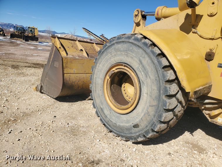 image for item HW9741 2007 Caterpillar 966H  wheel loader