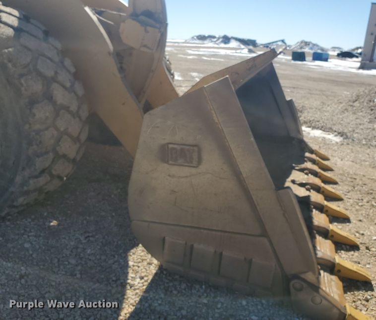 image for item HW9741 2007 Caterpillar 966H  wheel loader