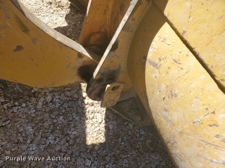 image for item HW9741 2007 Caterpillar 966H  wheel loader