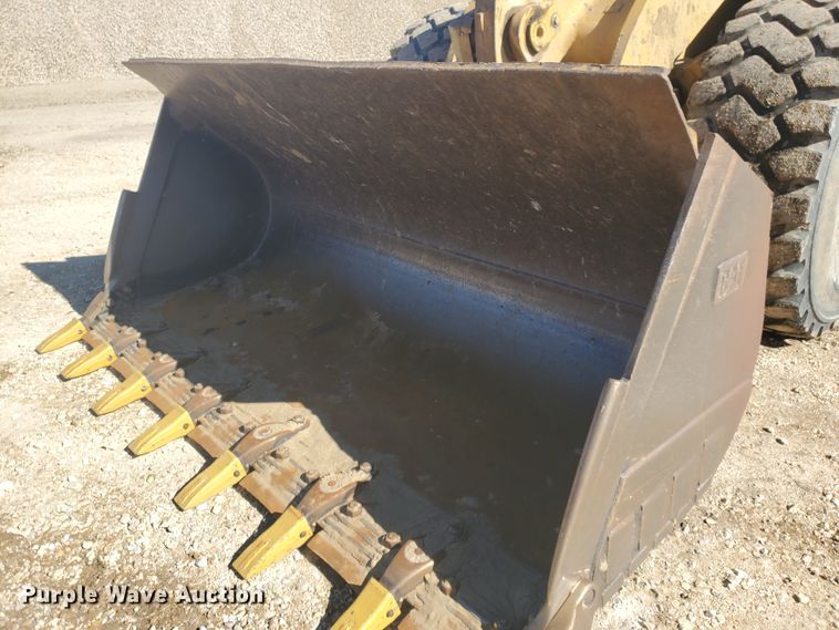 image for item HW9741 2007 Caterpillar 966H  wheel loader