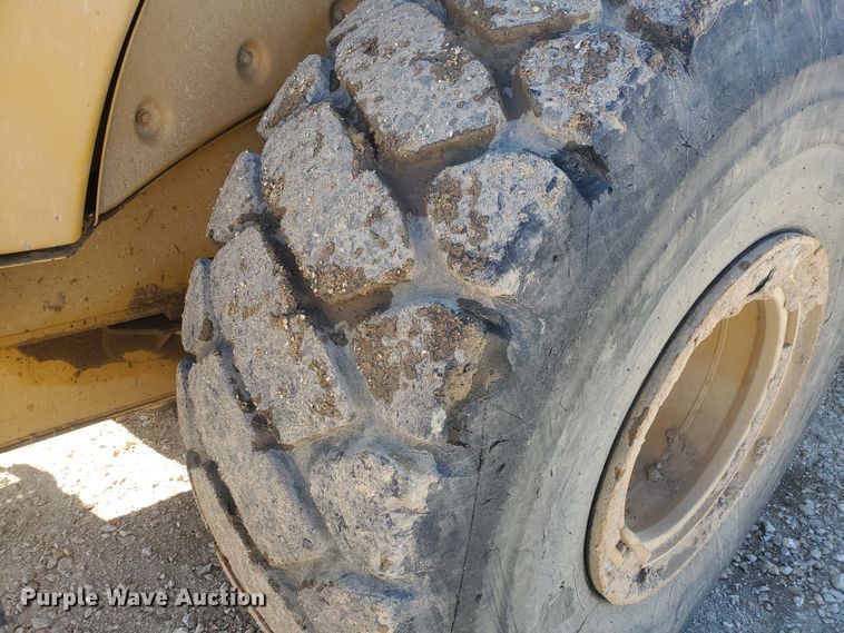 image for item HW9741 2007 Caterpillar 966H  wheel loader