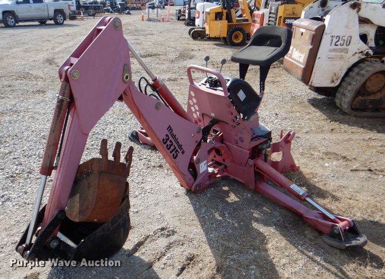 image for item HW9892 Mahindra 3375 backhoe attachment