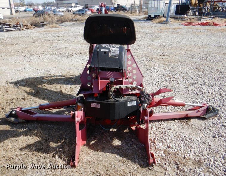 image for item HW9892 Mahindra 3375 backhoe attachment