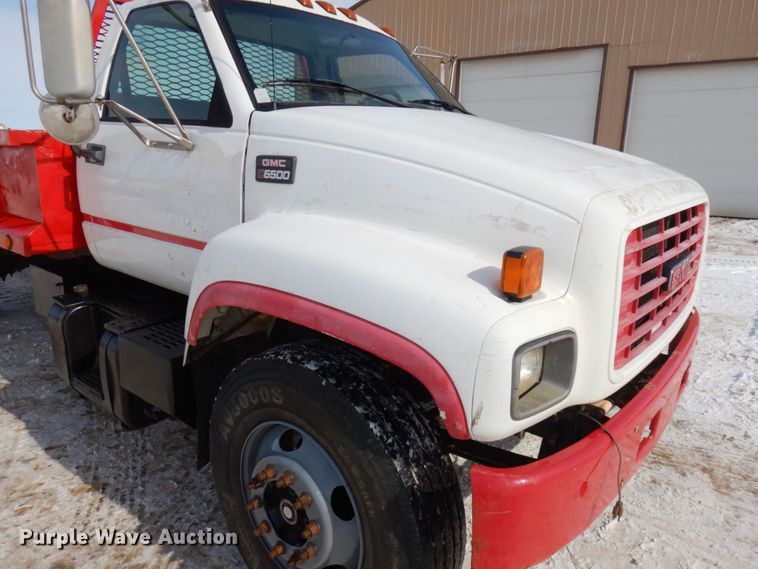 image for item HX9662 1999 GMC C6500  dump truck