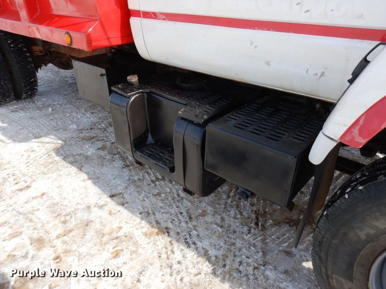 image for item HX9662 1999 GMC C6500  dump truck