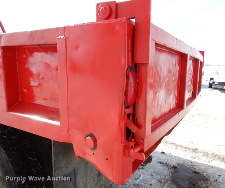image for item HX9662 1999 GMC C6500  dump truck
