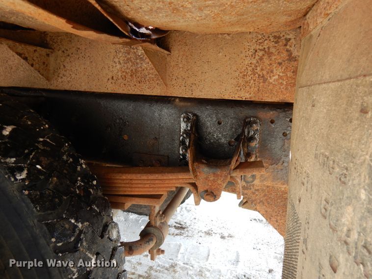 image for item HX9662 1999 GMC C6500  dump truck