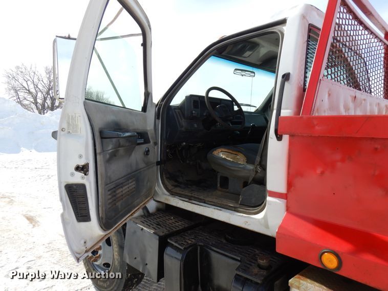 image for item HX9662 1999 GMC C6500  dump truck