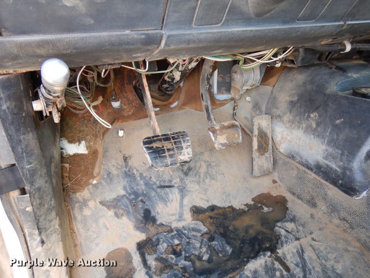 image for item HX9662 1999 GMC C6500  dump truck