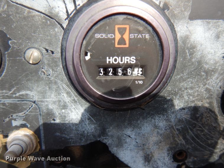 image for item HX9663 1999 Vermeer D10X15  directional boring unit