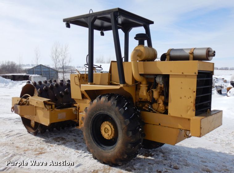 image for item HX9664 Tampo RP-16D  vibratory single drum roller